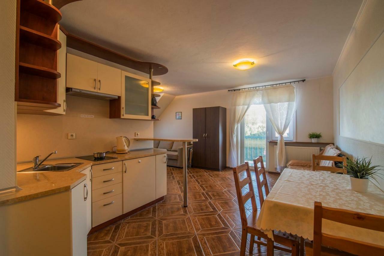 Pionow Rodzinne Apartamenty Urocza 10 كرينيتا مورسكا المظهر الخارجي الصورة
