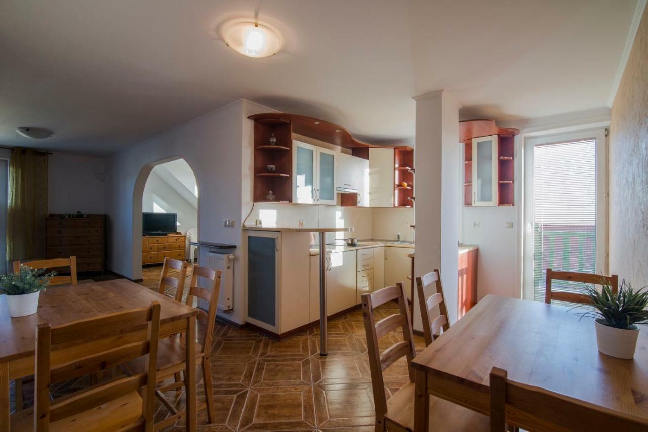 Pionow Rodzinne Apartamenty Urocza 10 كرينيتا مورسكا المظهر الخارجي الصورة