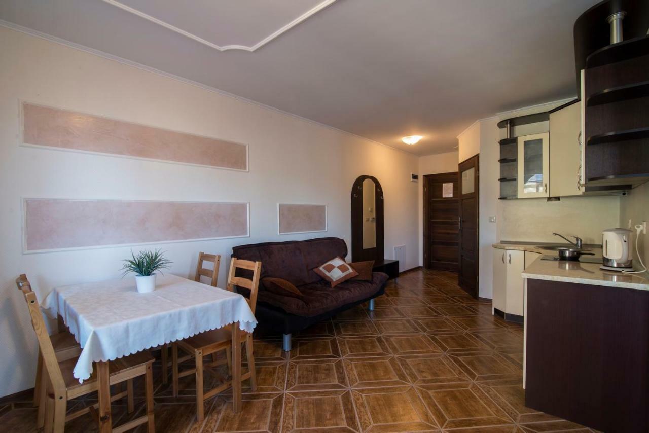 Pionow Rodzinne Apartamenty Urocza 10 كرينيتا مورسكا المظهر الخارجي الصورة