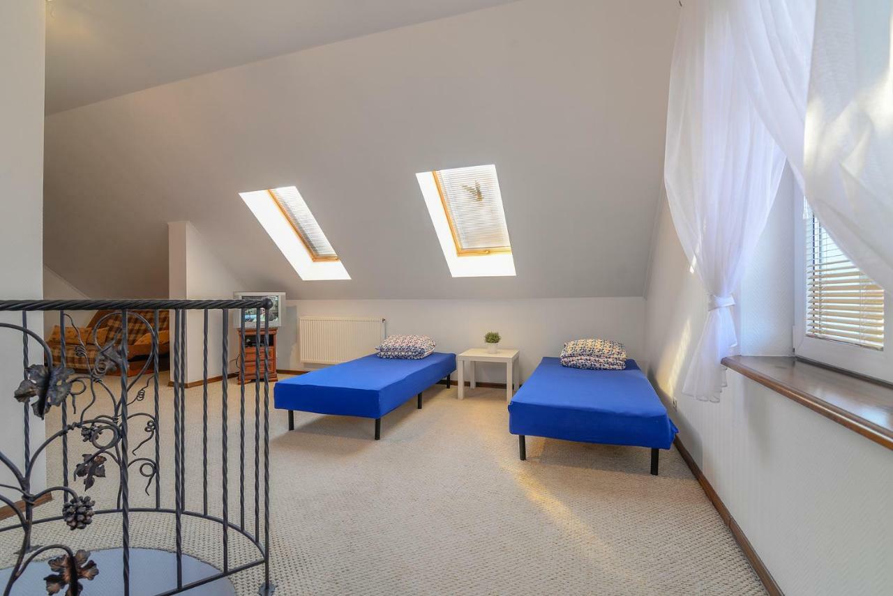 Pionow Rodzinne Apartamenty Urocza 10 كرينيتا مورسكا المظهر الخارجي الصورة