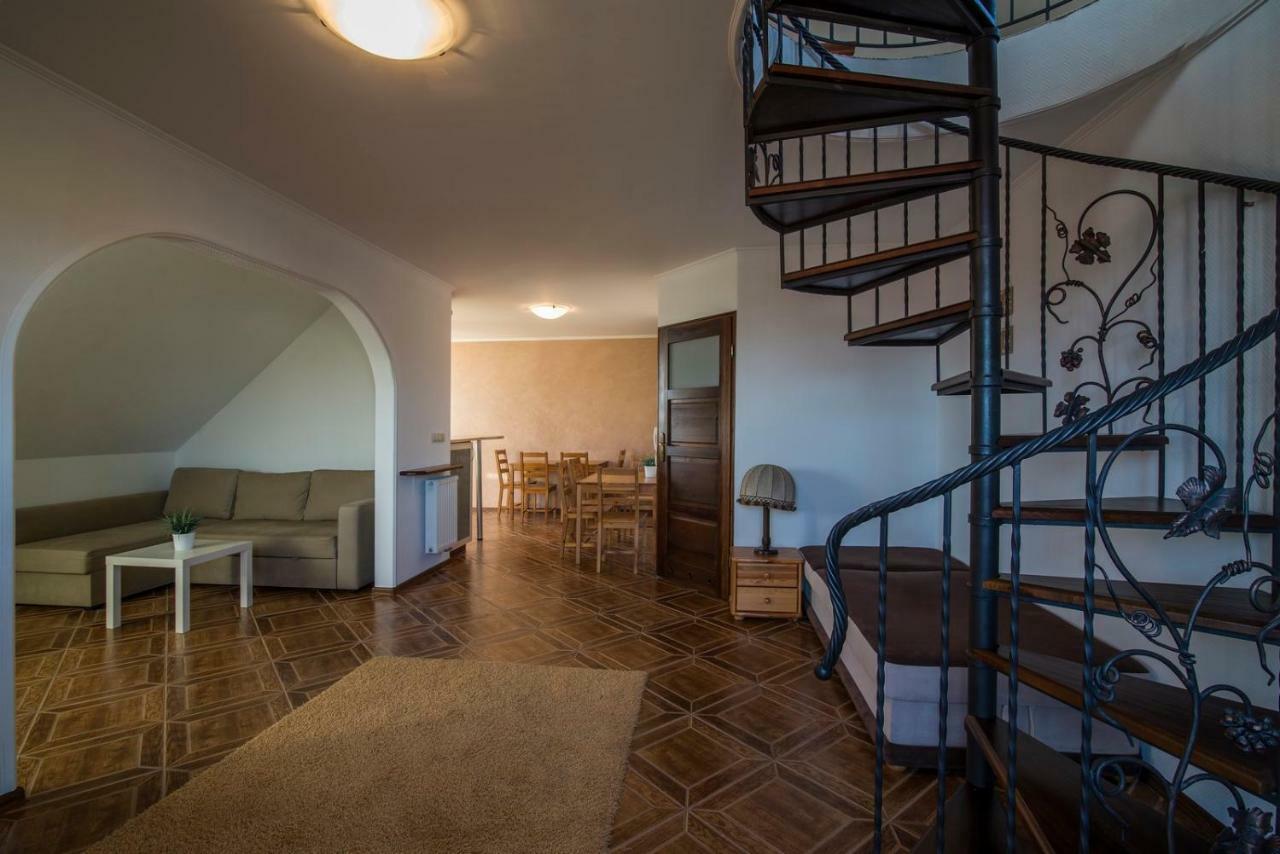 Pionow Rodzinne Apartamenty Urocza 10 كرينيتا مورسكا المظهر الخارجي الصورة